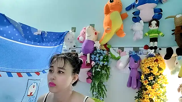 Snapshot of emgaixinhngoan chatting on October 22, 2025, 11:25 pm emgaixinhngoan online show from October 22, 2025, 11:25 pm