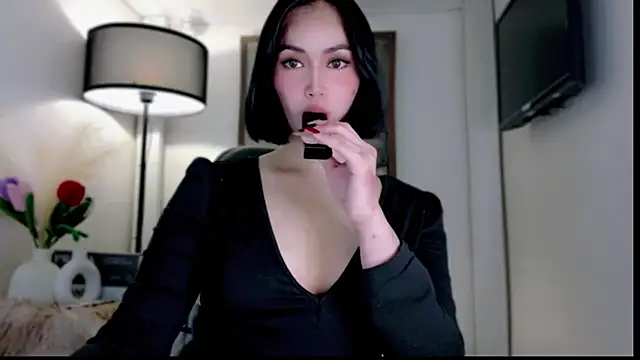 Snapshot of anna_lala7 chatting on November 13, 2025, 7:29 pm anna lala7 online show from November 13, 2025, 7:29 pm