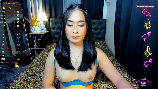 Snapshot of AngeliqueSolace chatting on September 22, 2025, 8:59 pm AngeliqueSolace online show from September 22, 2025, 8:59 pm