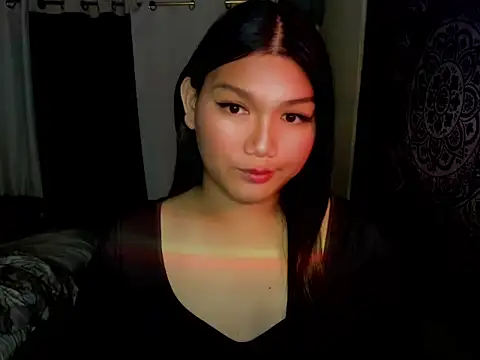 Lou heart online show from December 17, 2025, 10:37 pm