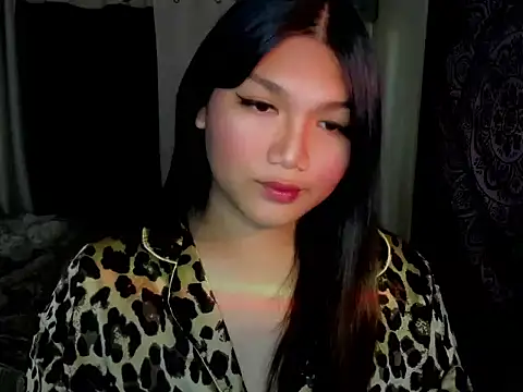 Lou heart online show from December 2, 2025, 7:10 am