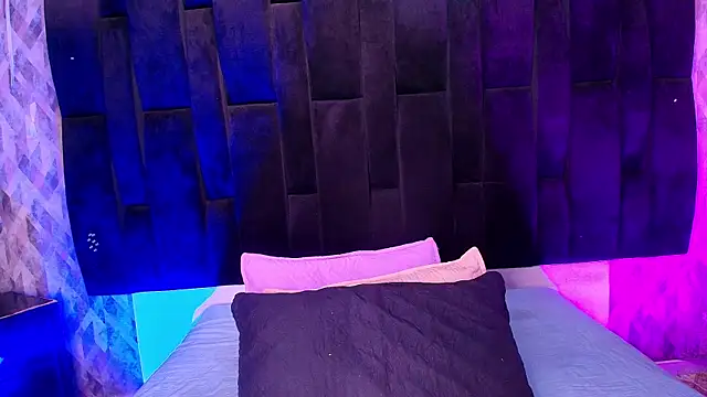 wensheng  online show from September 28, 2025, 7:21 pm