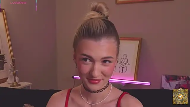 BeatrixGummer online show from October 17, 2025, 8:10 pm