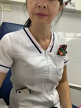 Snapshot of aphrodite_sexy chatting on February 1, 2026, 12:14 pm aphrodite sexy online show from February 1, 2026, 12:14 pm