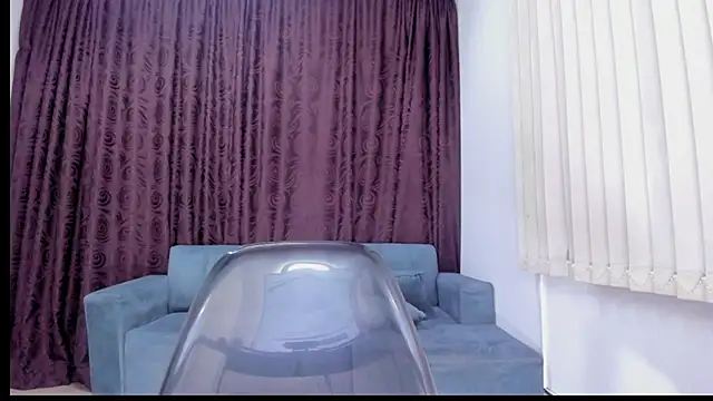 Dantzel  online show from November 10, 2025, 7:08 pm