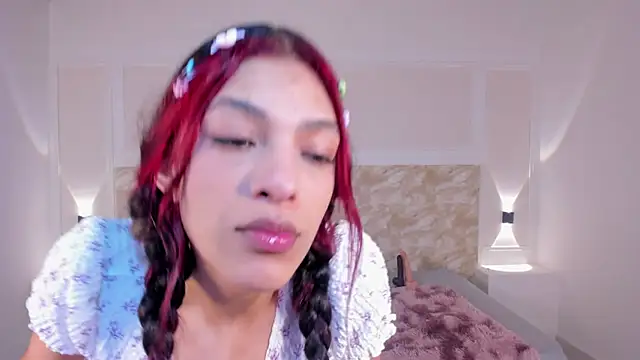 Snapshot of AyshelMoon7 chatting on September 30, 2025, 12:33 pm AyshelMoon7 online show from September 30, 2025, 12:33 pm
