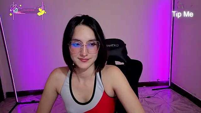 MiaLozanox online show from September 25, 2025, 8:53 am