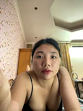 Snapshot of D2sweet chatting on October 19, 2025, 2:31 pm D2sweet online show from October 19, 2025, 2:31 pm