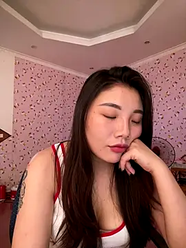 Snapshot of D2sweet chatting on October 15, 2025, 4:55 am D2sweet online show from October 15, 2025, 4:55 am