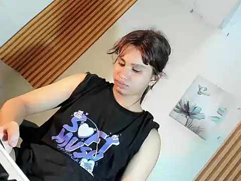 Snapshot of Ts_morena chatting on October 29, 2025, 4:17 pm Ts morena online show from October 29, 2025, 4:17 pm