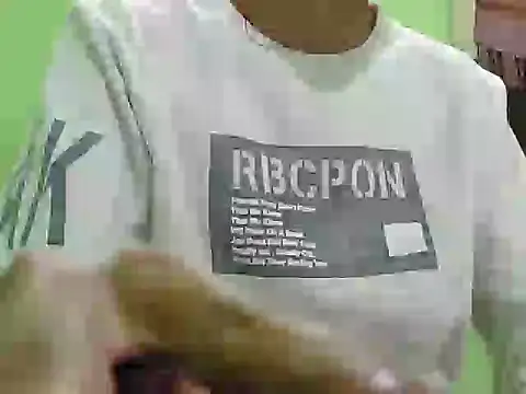 rockyy23boy online show from October 29, 2025, 3:27 am