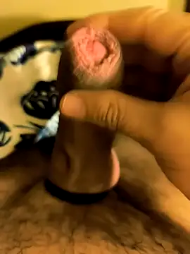 mariopene25 online show from October 29, 2025, 10:20 pm