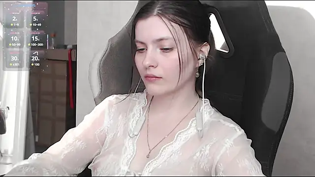 Snapshot of cute_elfy_ chatting on October 6, 2025, 2:07 pm cute elfy online show from October 6, 2025, 2:07 pm