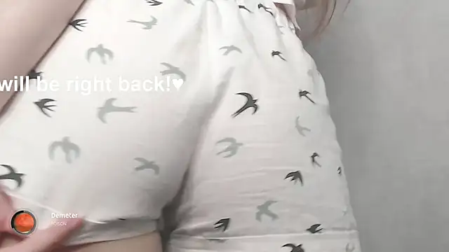 Snapshot of cute_elfy_ chatting on November 1, 2025, 11:15 am cute elfy online show from November 1, 2025, 11:15 am