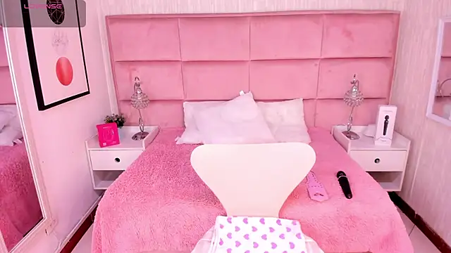 Janah Myers online show from December 3, 2025, 1:10 pm