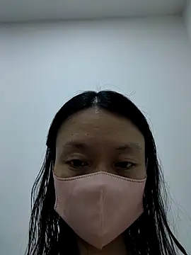 AlinaBaby x online show from October 5, 2025, 2:08 pm