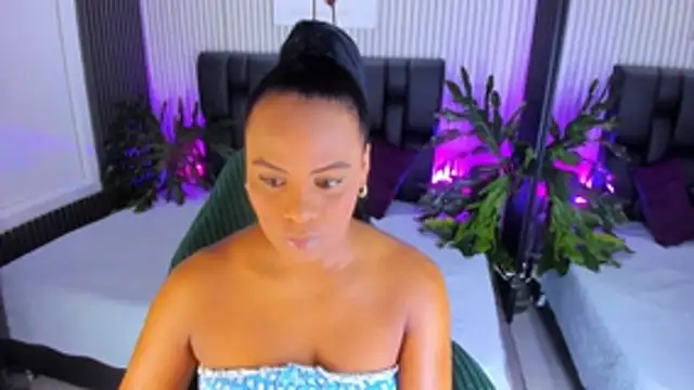 AriebonyBrooke online show from November 4, 2025, 11:36 am