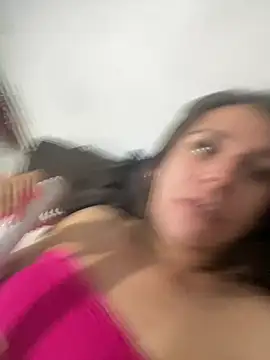 Snapshot of Isabelaa_ chatting on May 3, 2026, 10:46 pm Isabelaa online show from May 3, 2026, 10:46 pm