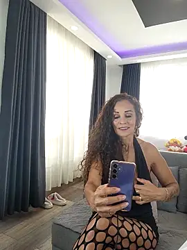 evasweett   online show from December 4, 2025, 5:34 pm