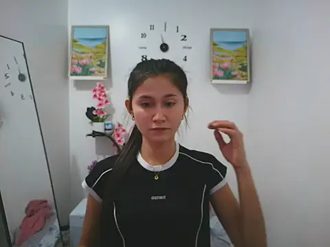 Snapshot of anne_smithe chatting on December 5, 2025, 5:28 am anne smithe online show from December 5, 2025, 5:28 am