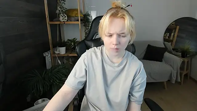  Killy  online show from October 2, 2025, 8:34 pm