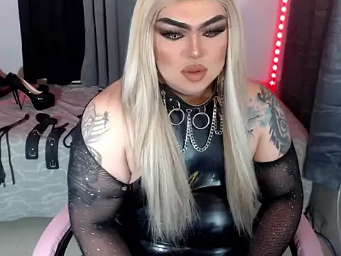 michellevixen922 online show from March 5, 2026, 5:26 am