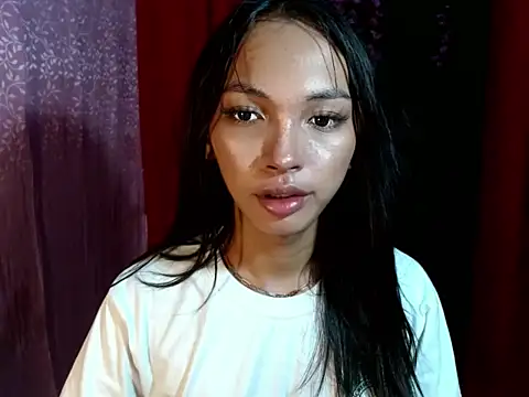 Snapshot of Simi_Ipit chatting on May 20, 2026, 6:38 pm Simi Ipit online show from May 20, 2026, 6:38 pm