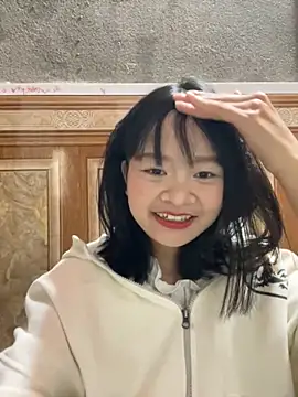 Daisy018 online show from November 1, 2025, 7:35 am