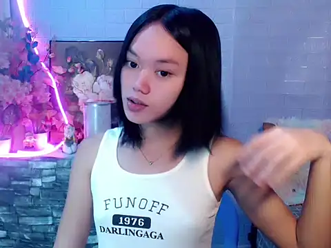 Snapshot of sexybabewarrior chatting on May 22, 2026, 6:33 am sexybabewarrior online show from May 22, 2026, 6:33 am