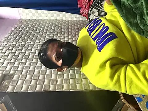 Hot Jaanvi  online show from January 13, 2026, 6:56 pm