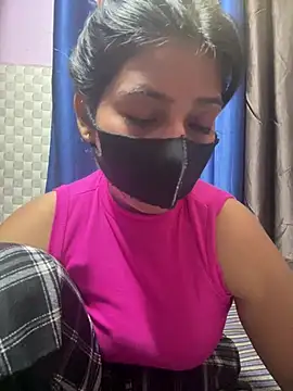 Hot Jaanvi  online show from May 14, 2026, 6:43 am