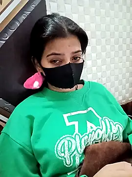 Hot Jaanvi  online show from November 12, 2025, 4:27 am