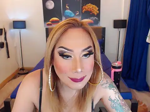 Snapshot of Allysonevanns chatting on September 28, 2025, 6:59 pm Allysonevanns online show from September 28, 2025, 6:59 pm
