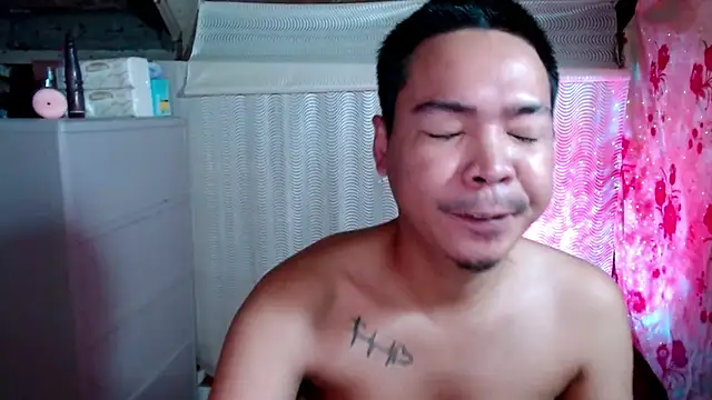 Snapshot of MANIACasianX chatting on October 2, 2025, 10:18 am MANIACasianX online show from October 2, 2025, 10:18 am