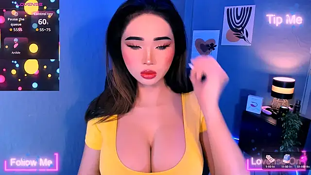 TriciaCumLoader online show from October 17, 2025, 12:14 am