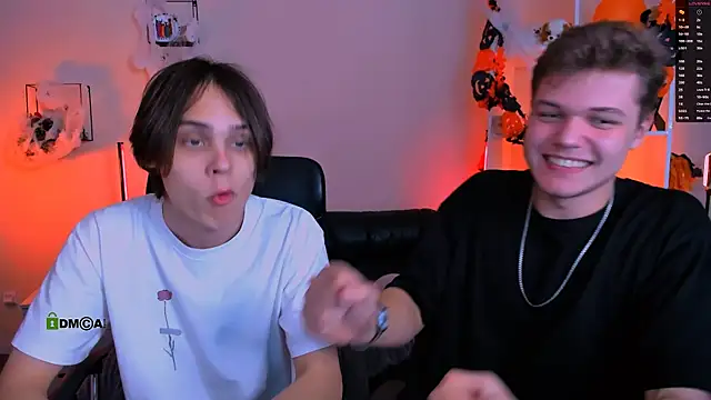 Snapshot of lucas_long_ chatting on November 3, 2025, 7:50 pm lucas long online show from November 3, 2025, 7:50 pm