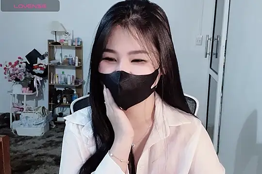 Snapshot of ___Daisy___ chatting on November 26, 2025, 6:57 am Daisy online show from November 26, 2025, 6:57 am