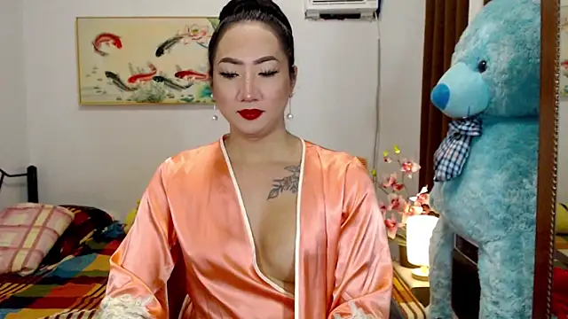 LovelyQueen69 online show from October 8, 2025, 10:06 am