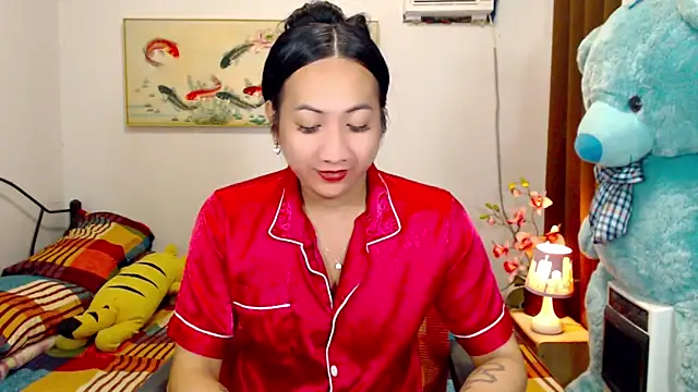 LovelyQueen69 online show from June 11, 2026, 4:15 pm