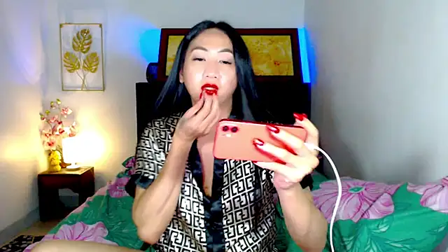 LovelyQueen69 online show from July 9, 2026, 10:48 am