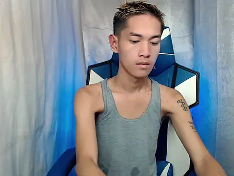 riks tyler online show from December 15, 2025, 3:40 pm