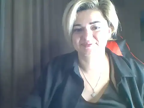 Wymini online show from September 25, 2025, 8:48 pm