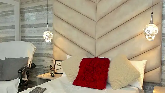 Snapshot of AgathaMendoza chatting on October 3, 2025, 7:15 pm AgathaMendoza online show from October 3, 2025, 7:15 pm