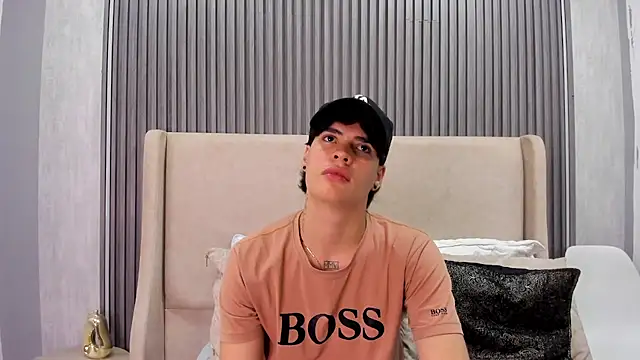 BenitoSaenz online show from October 11, 2025, 3:29 am