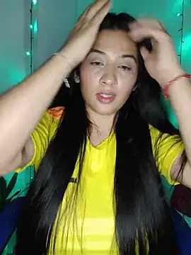 Snapshot of VALENTINA_ROUSE_ chatting on June 2, 2026, 1:27 am VALENTINA ROUSE online show from June 2, 2026, 1:27 am