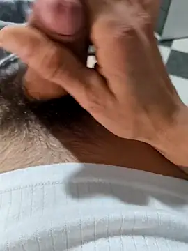 Franmrd95 online show from December 17, 2025, 1:10 am