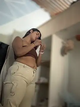 Snapshot of Kaily_Sweet16 chatting on February 22, 2026, 2:30 pm Kaily Sweet16 online show from February 22, 2026, 2:30 pm