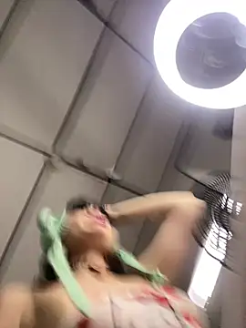 Snapshot of venusobryan_55 chatting on February 17, 2026, 8:17 pm venusobryan 55 online show from February 17, 2026, 8:17 pm