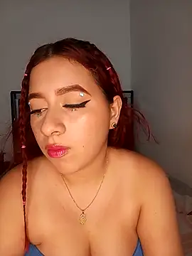 Snapshot of Chloe_Sky_love chatting on November 18, 2025, 2:38 am Chloe Sky love online show from November 18, 2025, 2:38 am