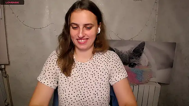 Snapshot of AmandaDimond_ chatting on July 10, 2026, 12:27 pm AmandaDimond online show from July 10, 2026, 12:27 pm